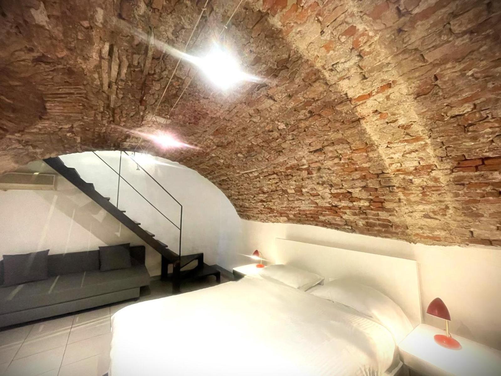 Dhomes - Loft Suite In Duomo Milan Luaran gambar